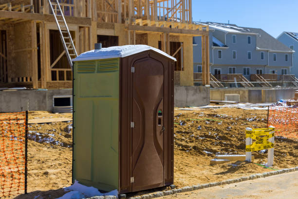 Porta potty delivery and setup in Hinsdale, IL